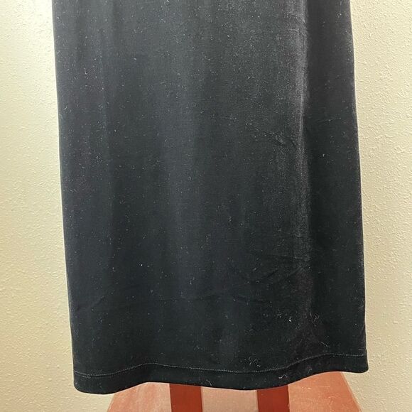 Liz Claiborne Matching Two Piece Black Velour Top and Skirt Size L EUC - Picture 3 of 9